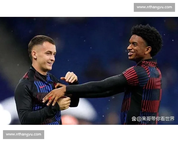 巴萨青训新星托伦茨：从重伤少年到诺坎普首秀的逆袭之路